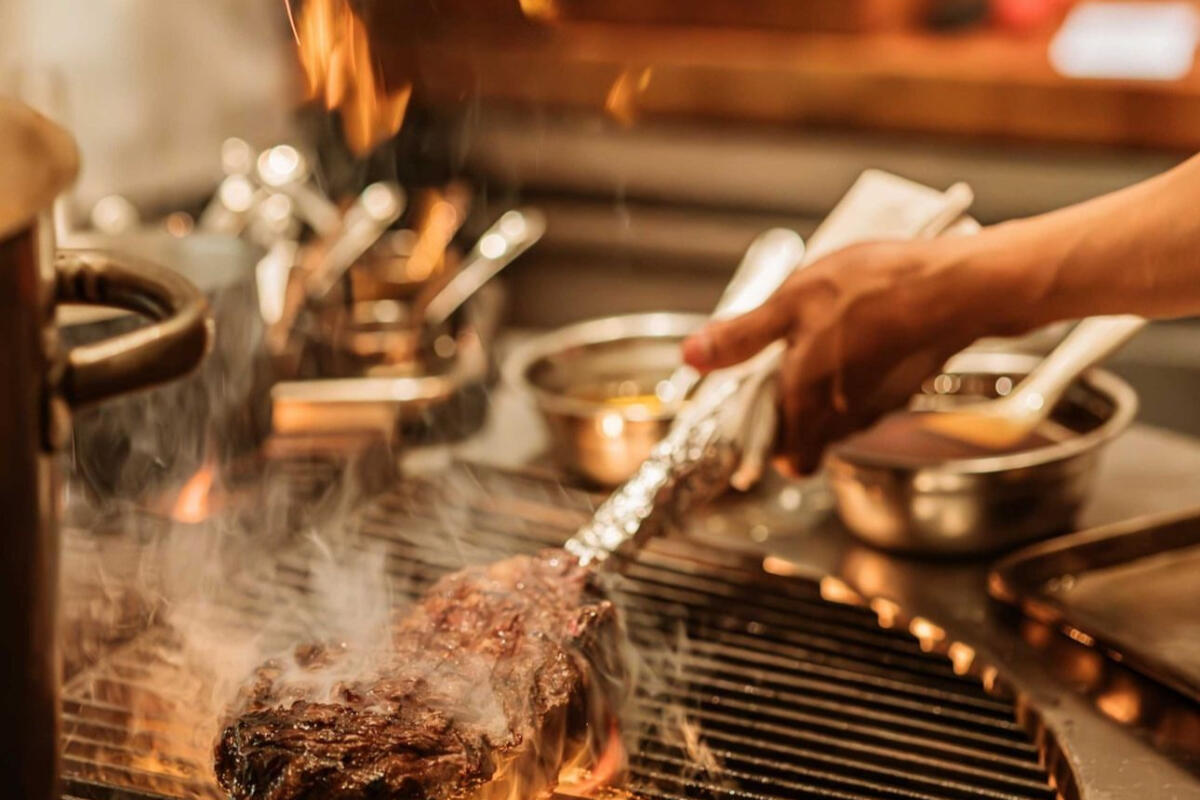 Restaurant table Wagyu Steak House