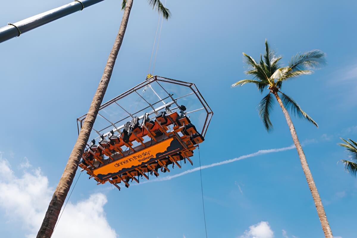 Dinner in the sky