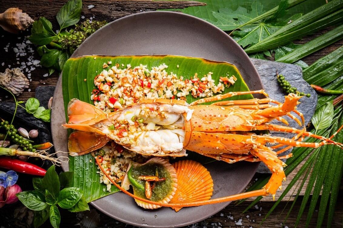 Restaurant table Savoey Seafood Patong