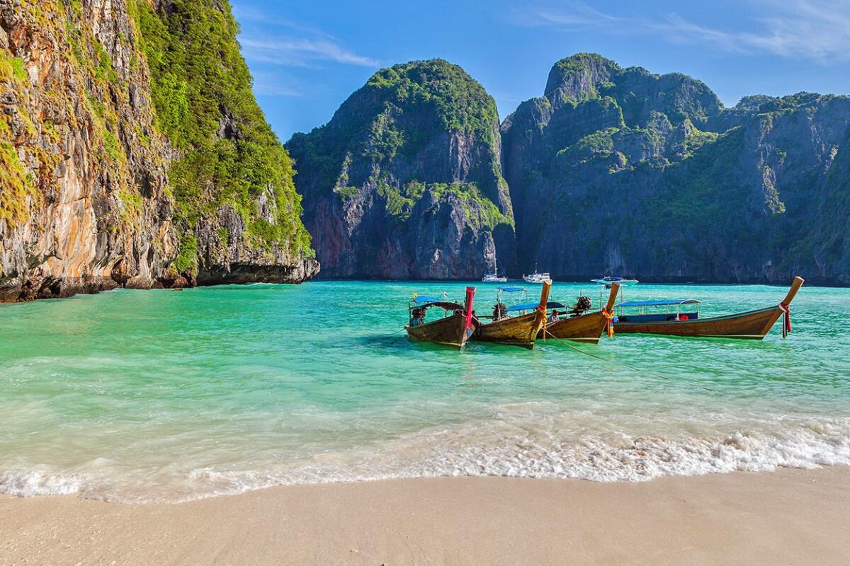 Phi Phi early