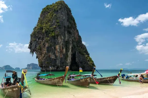 11 Islands in 1 Day – Phi Phi, Krabi, and James Bond by Speedboat
