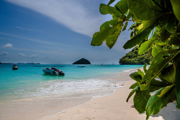 Остров Корал – экскурсия на ближайший остров Пхукета на спидботе