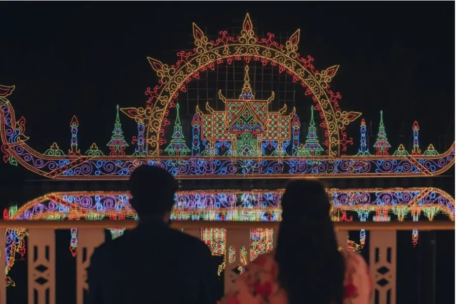 Шоу Карнавал – красочное театрализованное представление на Пхукете