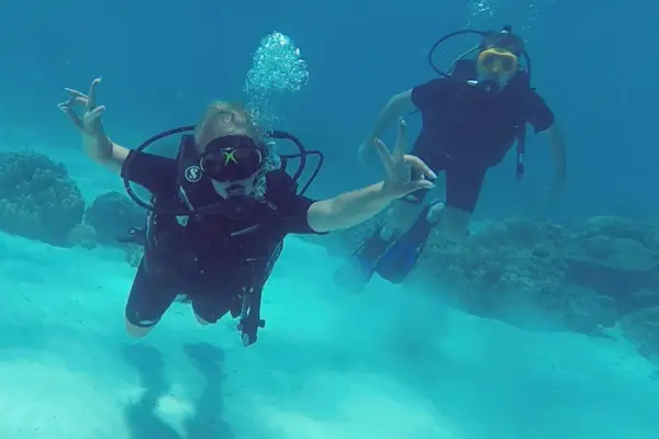 Обучение дайвингу на Пхукете – курс AOWD для сертифицированных дайверов