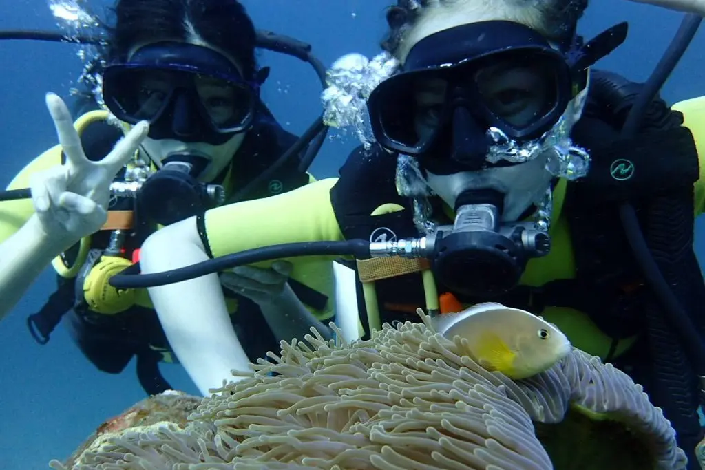 Diving training in Phuket – AOWD course for certified divers