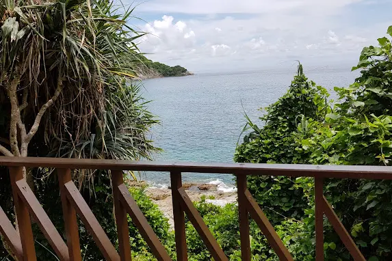 Остров Рача – отдых с ночёвкой на тропическом острове