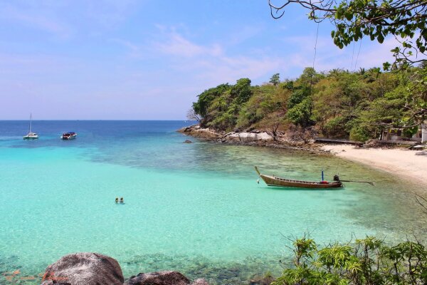 Остров Рача – отдых с ночёвкой на тропическом острове