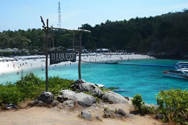 Racha Island – An Overnight Vacation on a Tropical Island