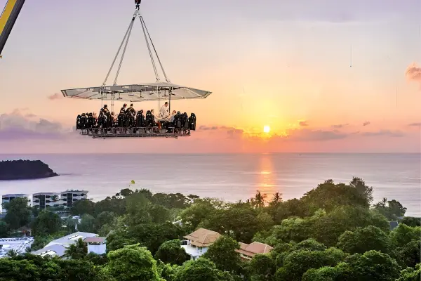 Ресторан под небесами – ужин и коктейли на высоте над Пхукетом