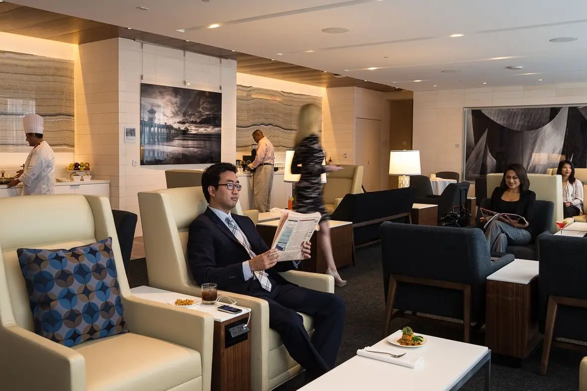 Fast Track Пхукет (международный терминал) – ускоренное прохождение в аэропорту при вылете