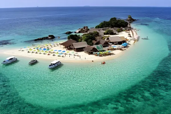 Lazy Phi Phi and Khai Islands – a comfortable excursion with a late departure