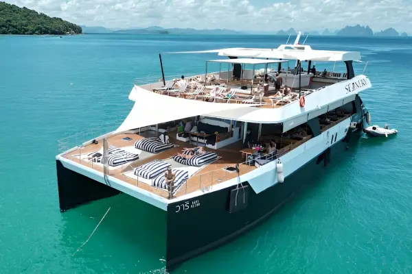 Пханг Нга на скоростном катамаране – экскурсия к острову Джеймса Бонда и лагунам