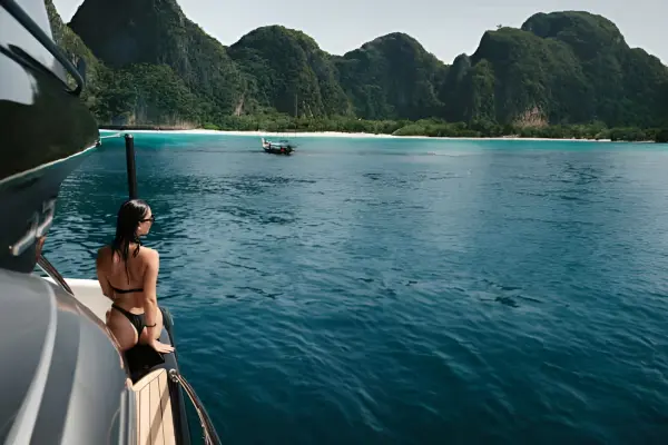 Прогулка на роскошной яхте HYPE – залив Пханг Нга и Краби