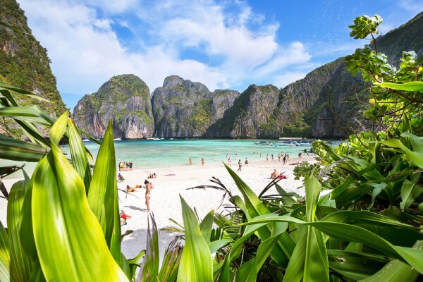 Острова Пхи-Пхи с ранним выездом – комфортная программа на спидботе