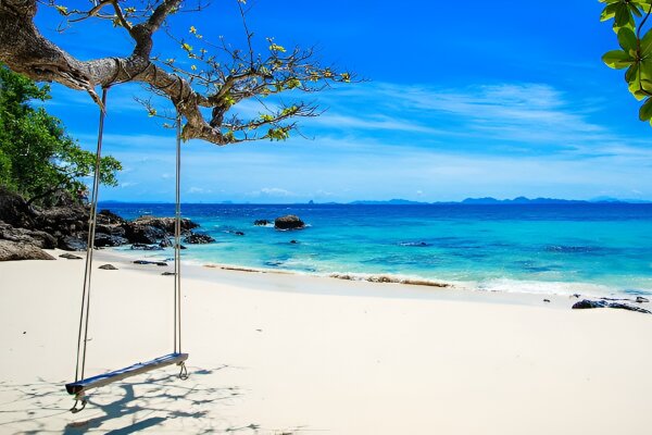 Острова Пхи-Пхи с ранним выездом – комфортная программа на спидботе