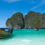 Phi Phi Islands with an early departure – a comfortable program on a speedboat