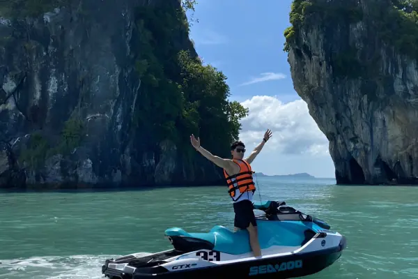 Тур на гидроциклах