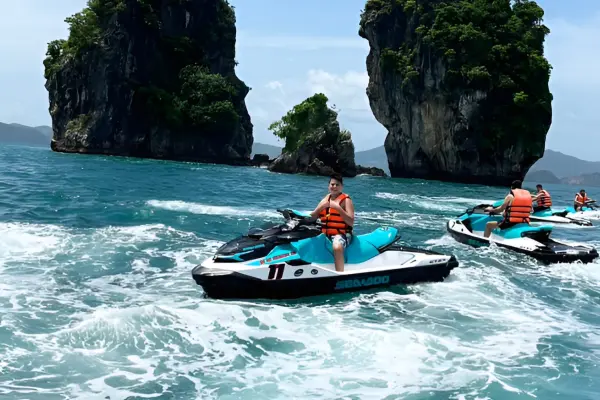 Тур на гидроциклах