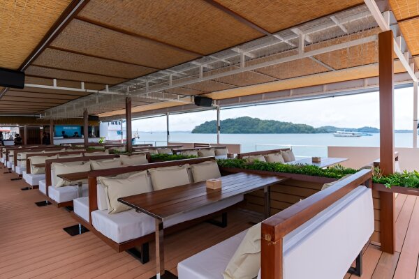 Диско-катамаран – вечеринка в заливе Пханг Нга и остров Джеймса Бонда