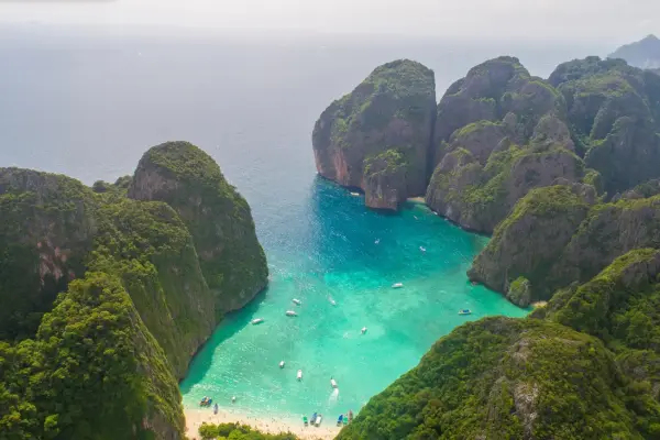 Lazy Phi Phi + Khai by Catamaran – a comfortable excursion with a late departure