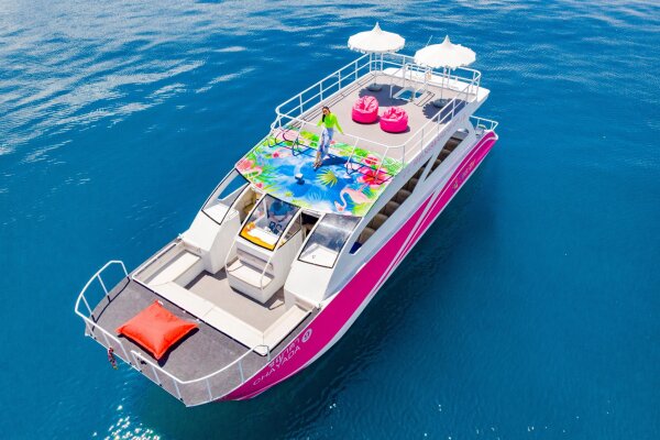 Ленивые Пхи-Пхи и Кай на катамаране – комфортная экскурсия с поздним выездом