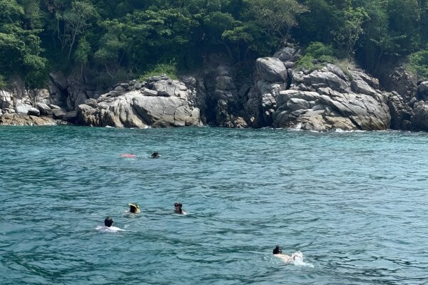 Круиз на катамаране Miss Coco - острова Рача и Корал