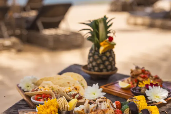 The Lazy Coconut – пляжный ресторан с грилем и коктейлями