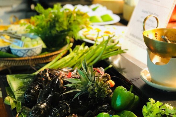 Oriental Spoon – ресторан при Twinpalms с авторской кухней