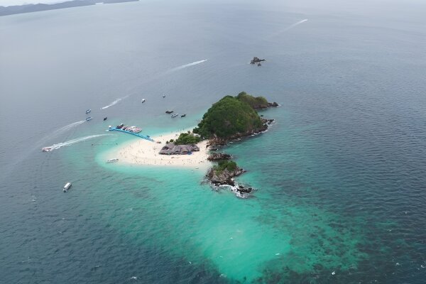 Острова Пхи-Пхи и остров Кай – морская экскурсия на спидботе