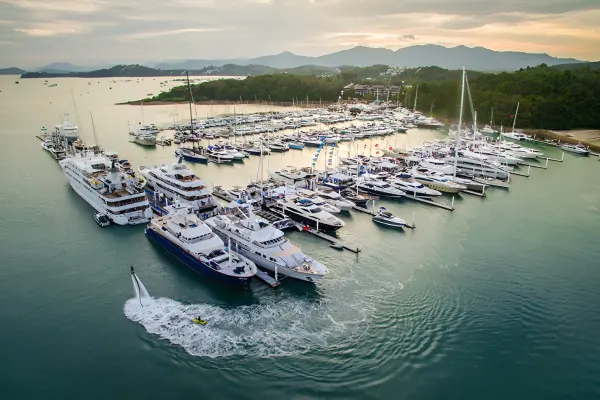 Тур на гидроциклах Jet Ski Avatar (старт с пирса Ао По)