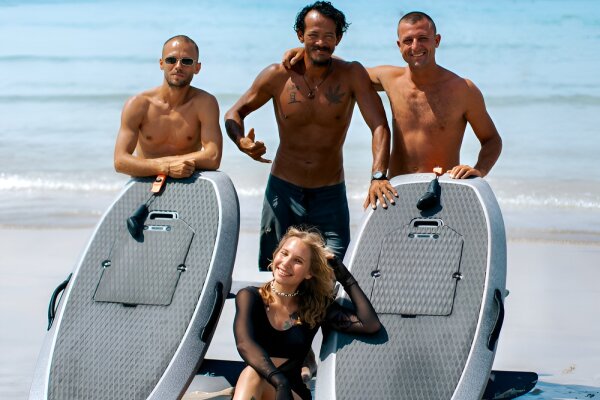 Фойл-серфинг на Пхукете – катание на электро доске с подводным крылом