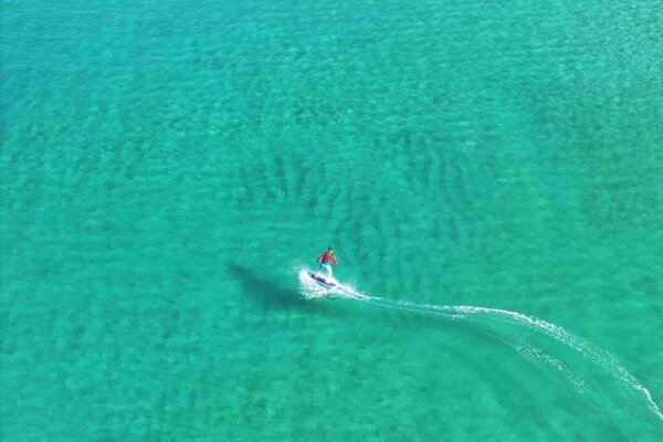 Фойл-серфинг на Пхукете – катание на электро доске с подводным крылом