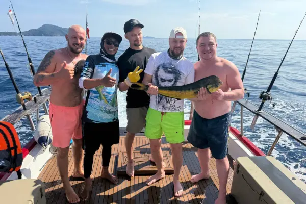 Фотография экскурсии Морская рыбалка на рассвете - крабовые ловушки и подводная охота