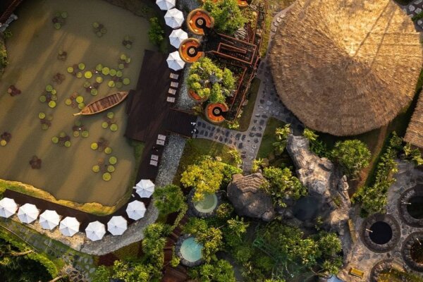 Природа и Нирвана - Белый храм, слоны, деревня Каренов и релакс в спа