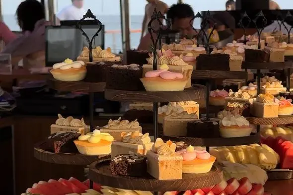 Экскурсия на Пхи-Пхи и Майя Бей на люкс катамаране "Ной"