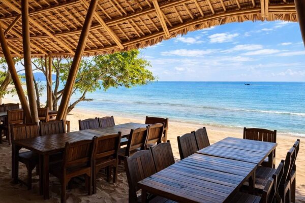 Пхукет: Рача Яй и Корал — рассвет и пляжный клуб