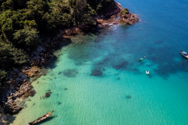 Пхукет: Рача Яй и Корал — рассвет и пляжный клуб