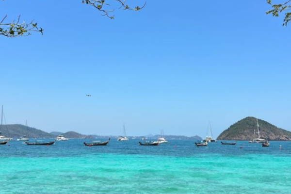 Пхукет: Корал-Айленд — с пирса Раваи, снорклинг