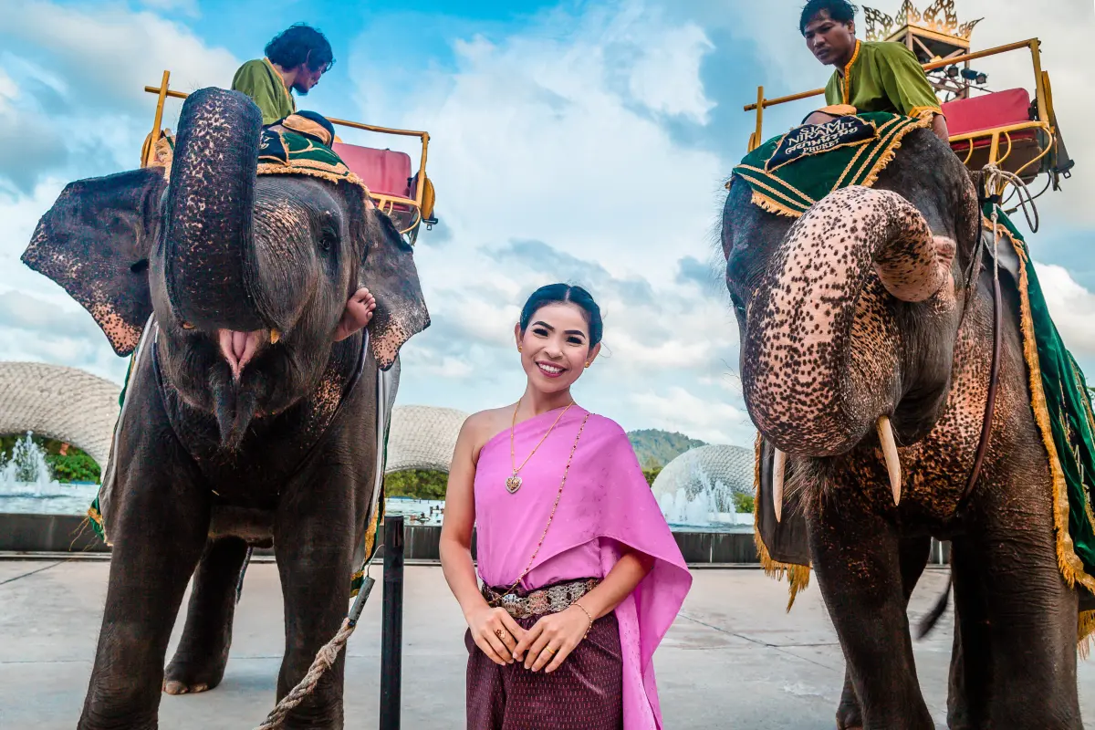 Сиам Нирамит – грандиозное театральное шоу о культуре Таиланда