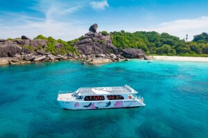 Симиланские острова – классический однодневный маршрут на спидботе