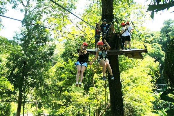 Мир Ханумана на Пхукете – полёты на зиплайнах с видами на остров и море