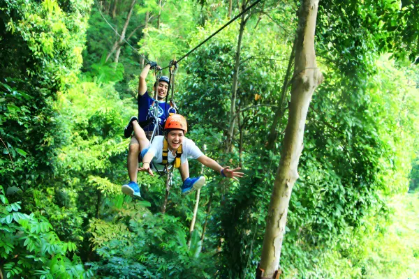 Мир Ханумана на Пхукете – полёты на зиплайнах с видами на остров и море