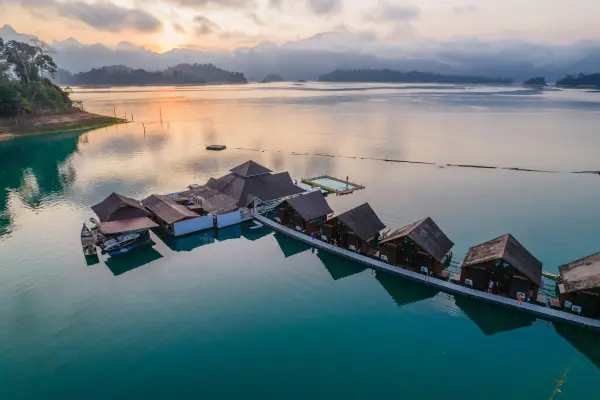 Секретное озеро - экскурсия в национальный парк Као Сок и озеро Чео Лан с ночевкой на озере