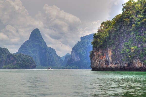 Джеймс Бонд 006 - острова Джеймса Бонда на рассвете