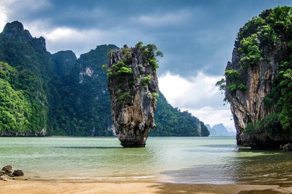 Джеймс Бонд 006 - острова Джеймса Бонда на рассвете