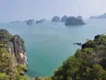 Фото из отзыва tremilya об экскурсии Андаманский рассвет - острова Пхи-Пхи, Краби, Джеймса Бонда с ночевкой на Пхи-Пхи