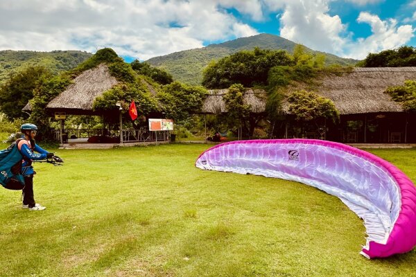 Нячанг: полет на параплане над горами