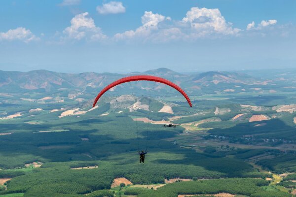 Нячанг: полет на параплане над горами