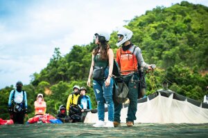 Нячанг: полет на параплане над горами