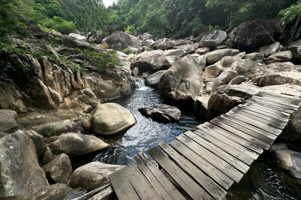 Водопад Ба Хо и пляж Зоклет